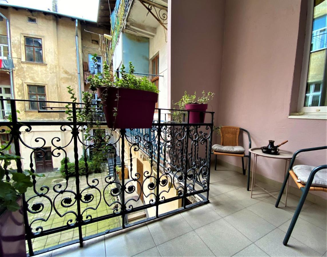 Glorious Apartment Near The Old City Liov Exterior foto