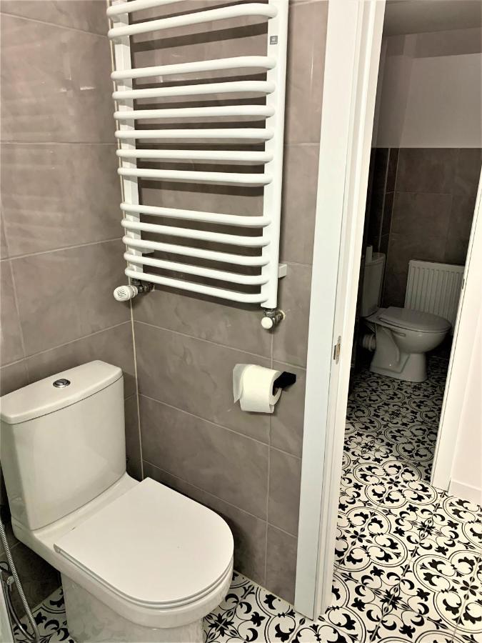 Glorious Apartment Near The Old City Liov Exterior foto